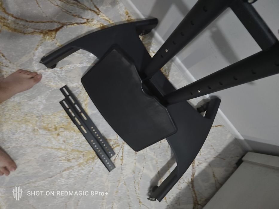 Подставка для телевизора