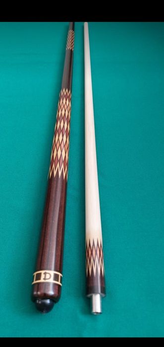 Кий для игры в бильярд