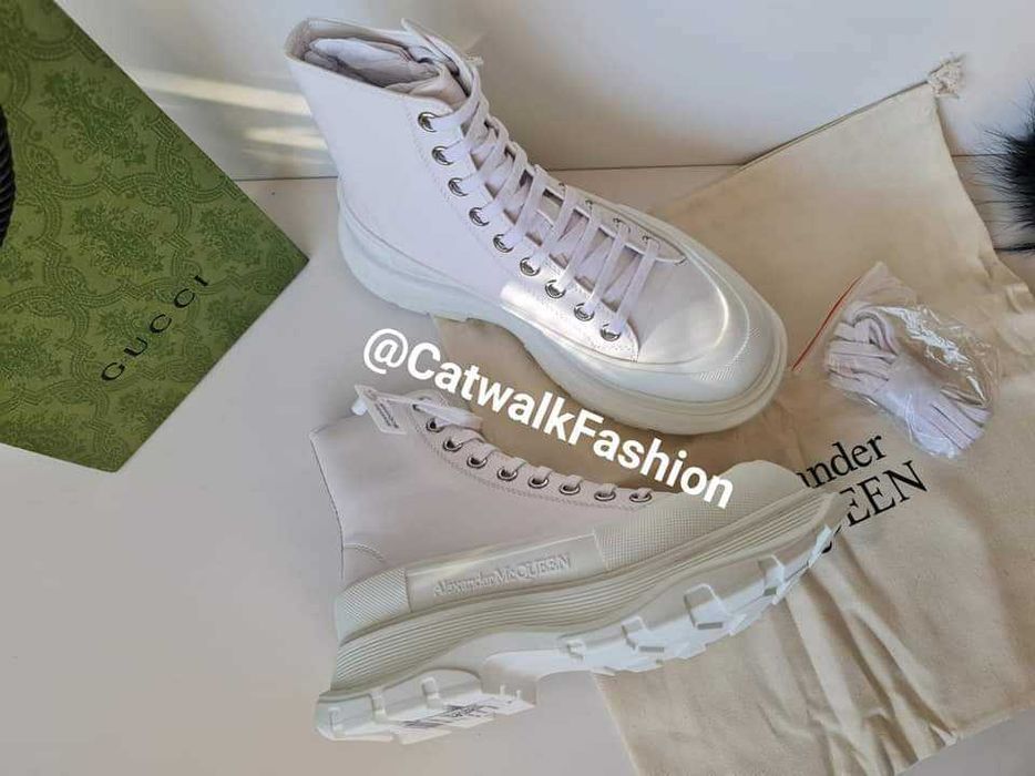 GUCCI × Balenciaga Triple S Dior Chanel Alexander McQueen