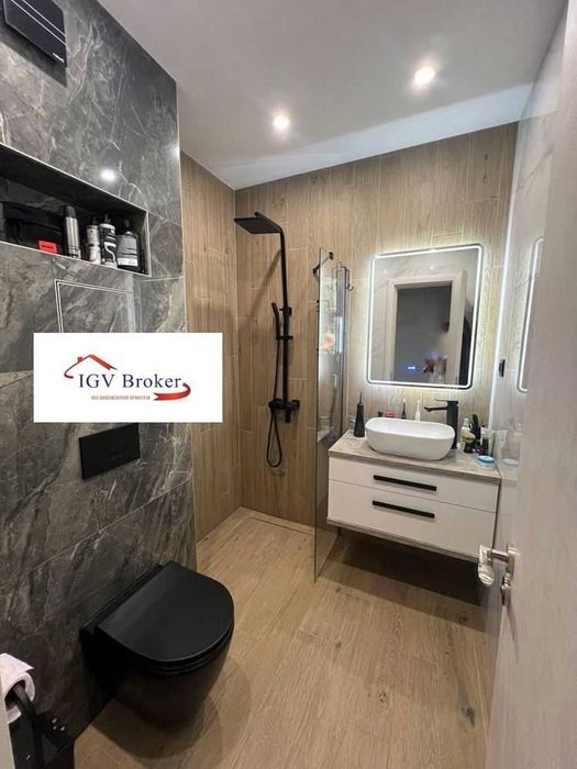 Продава се Тристаен апартамент в София, Витоша - 123 кв.м за 3253 €/кв.м - Снимка #11