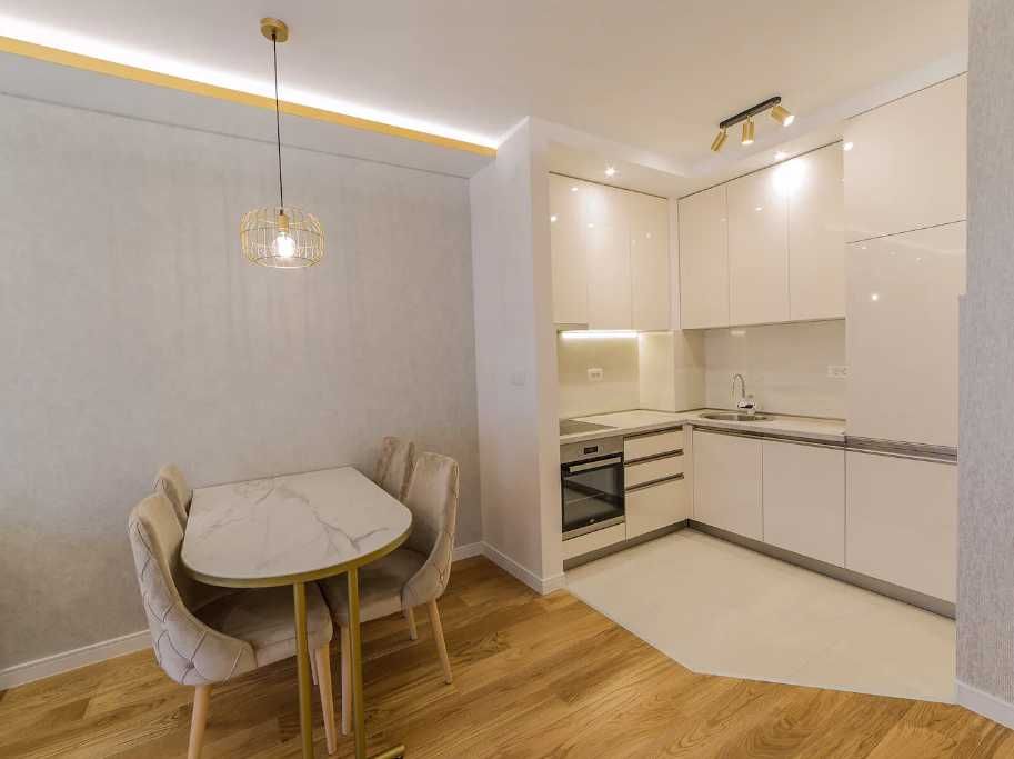 Дава се под наем Тристаен апартамент в Пловдив, Южен - 86 кв.м за 280.5 € - Снимка #2