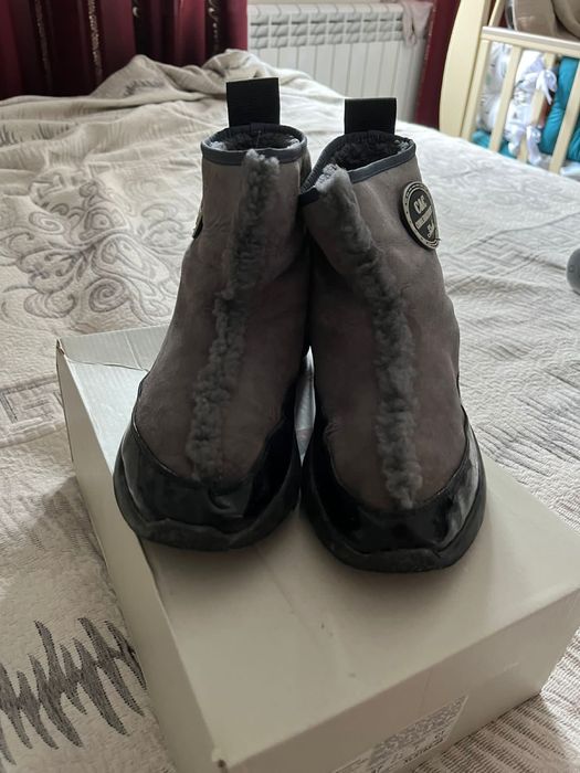 Продам обувь