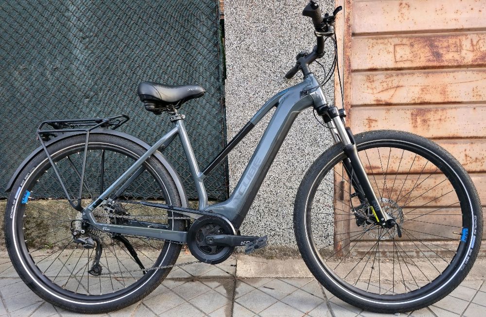 Cube Touring On Електрически велосипед М  размер Без Батерия