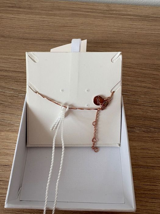 Нова гривна Radley