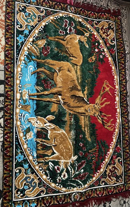 Vand 2 carpete la doar 1000 de lei