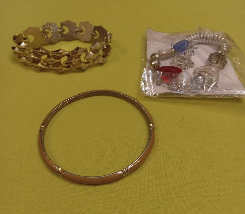 Различни Дамски бижута