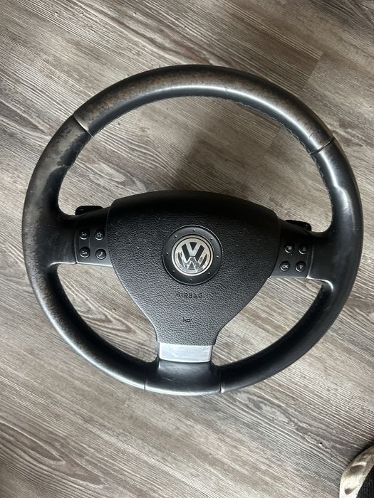 Мултиволан със пера за VW