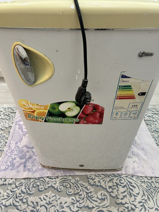 Мини холодильник для еды