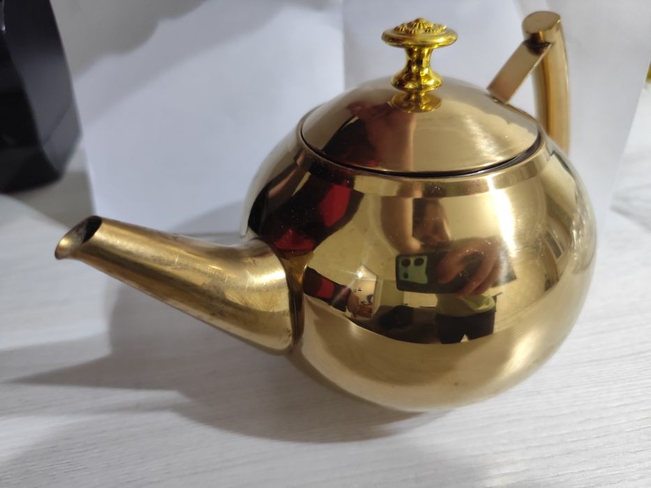 Продам чайники новые