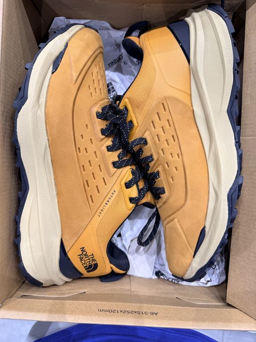 The North Face incaltaminte din piele naturala impermeabila 42,5