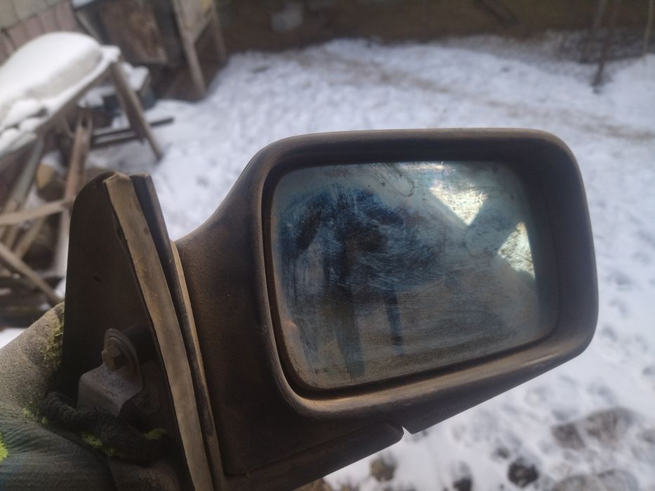 Боковое зеркало Е30