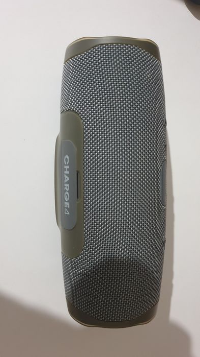 Колонка портативная JBL Charge 4