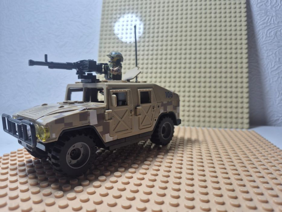 Лего военный джип
