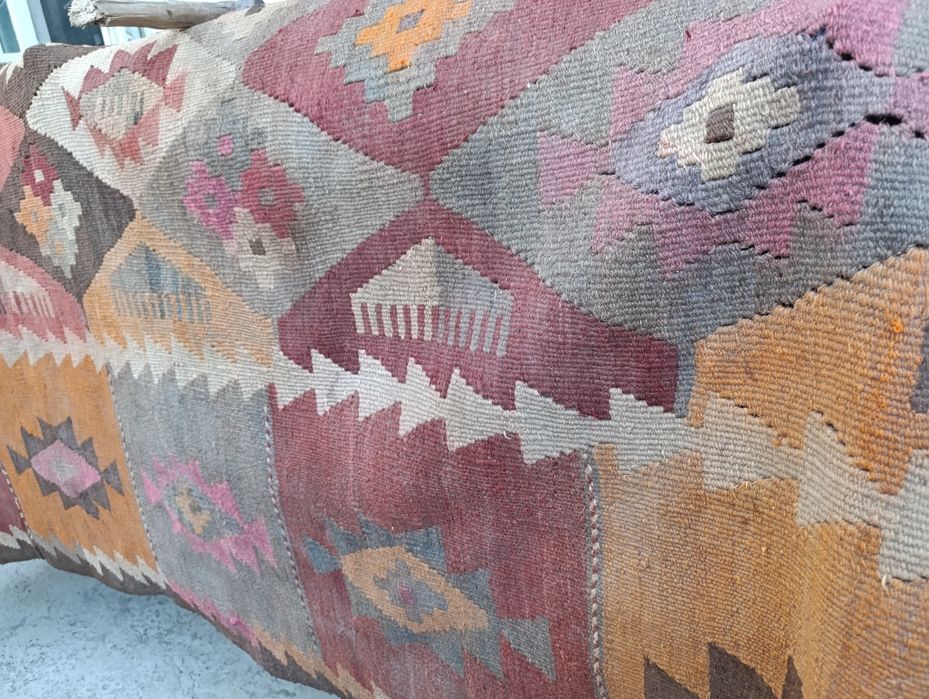 Qolin 1980-yil qòl mehnati