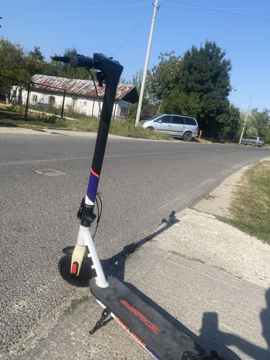 Trotineta de vanzare!
