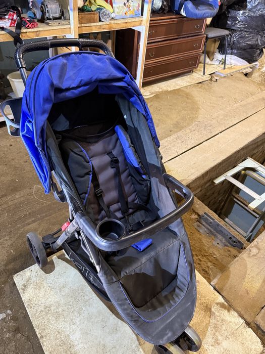 Продам детскую коляску