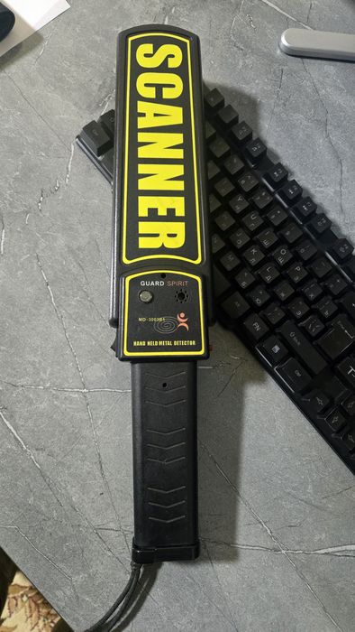 Ручной металлодетектор