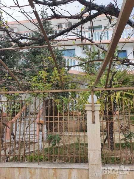 Продава се Хотел в Несебър - 800 кв.м за 1624 €/кв.м - Снимка #4