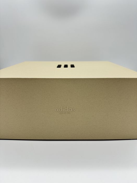 Adidas Athletics 1 Basketball Fear of God Noi Originali Marime: 38