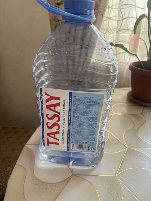 Продам емкости 5л