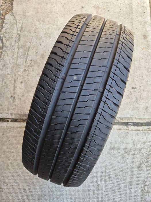 O bucată 235/65 R16C vară - una Michelin Continental Pirelli Hankook