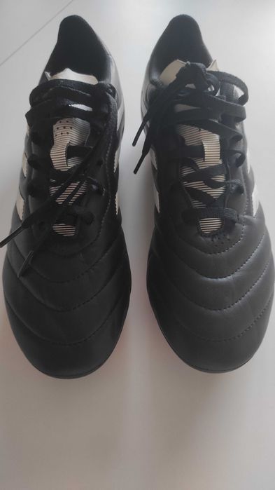 Калеври  бутонки Adidas номер 41.5