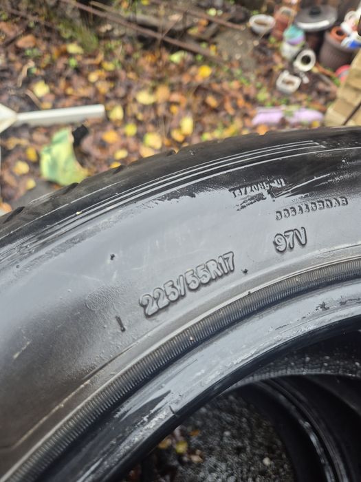 Goodyear 225/55/17