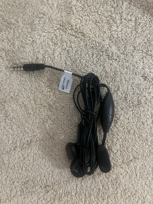 Наушники с гарнитурой/есть обмен