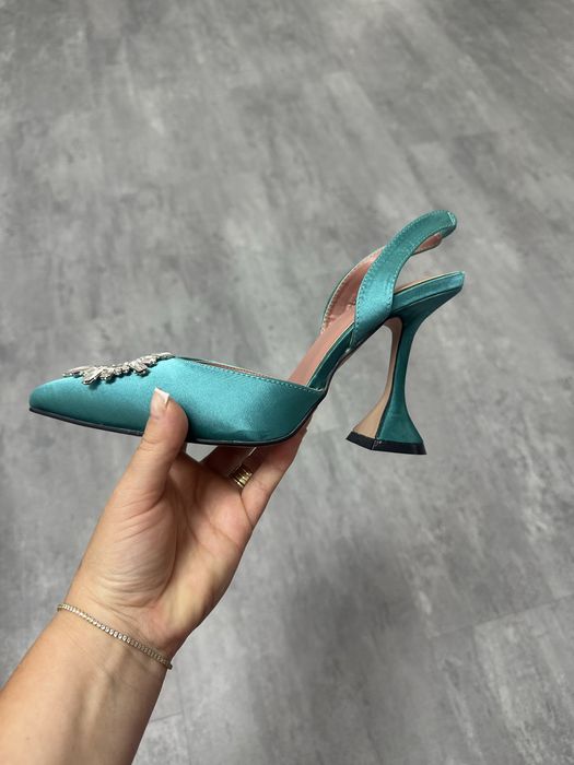 Pantofi dama eleganti