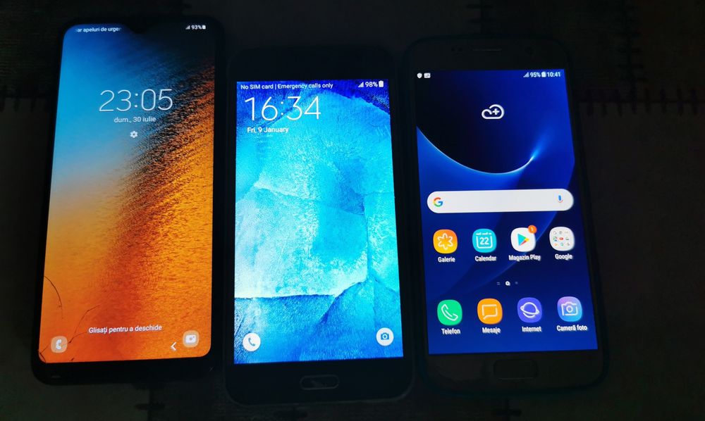 Vând câteva telefoane fisurate dar funcționale și un Ipad