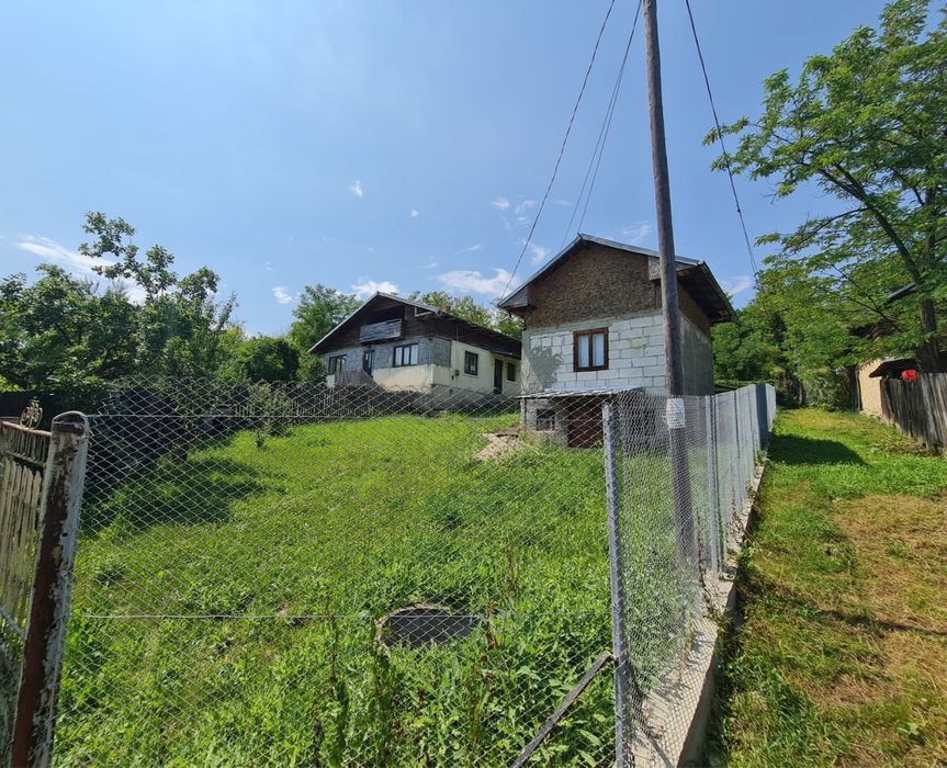 Casa de vanzare