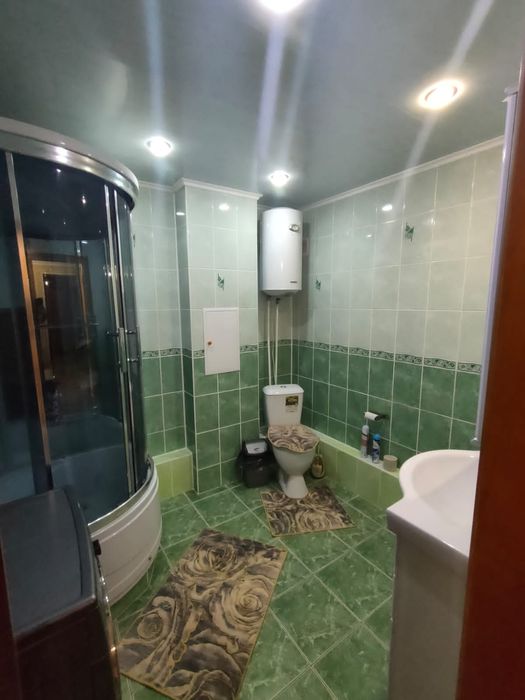 2-комн. Центр. Чисто и уютно.