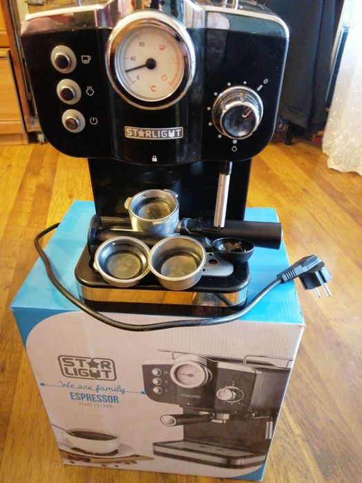 Еспресо машина Star-light EMD-1215RB, 15 bar, Ръчна капучино система