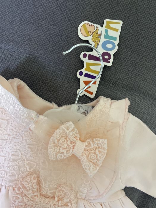 Продам платье на девочку, 6 месяцев