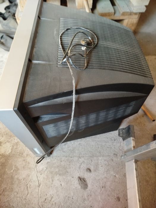 Продам телевизор