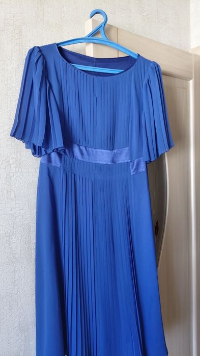 Продам платье нарядное