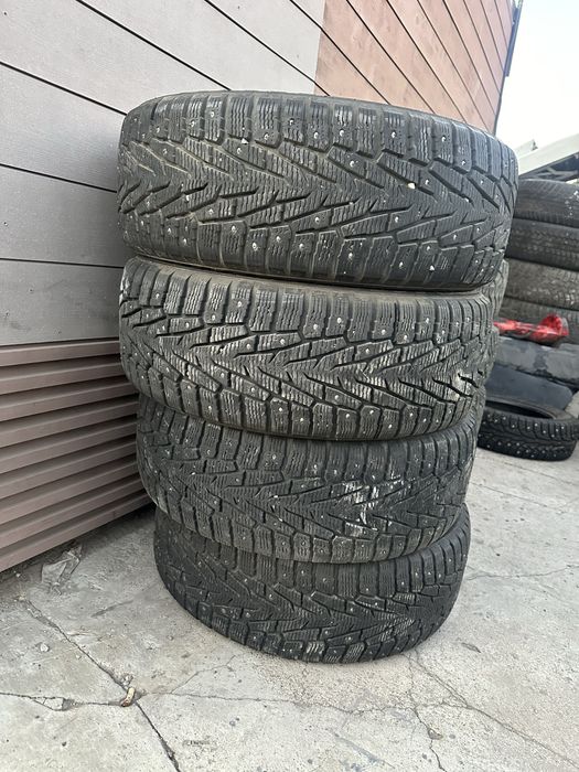 Продам шины 235/55/18