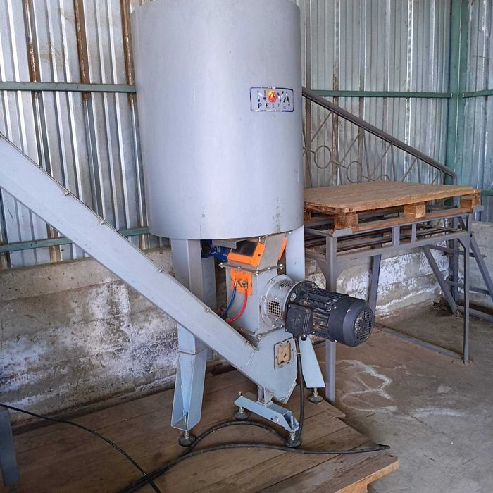 Професионална Пелетна машина