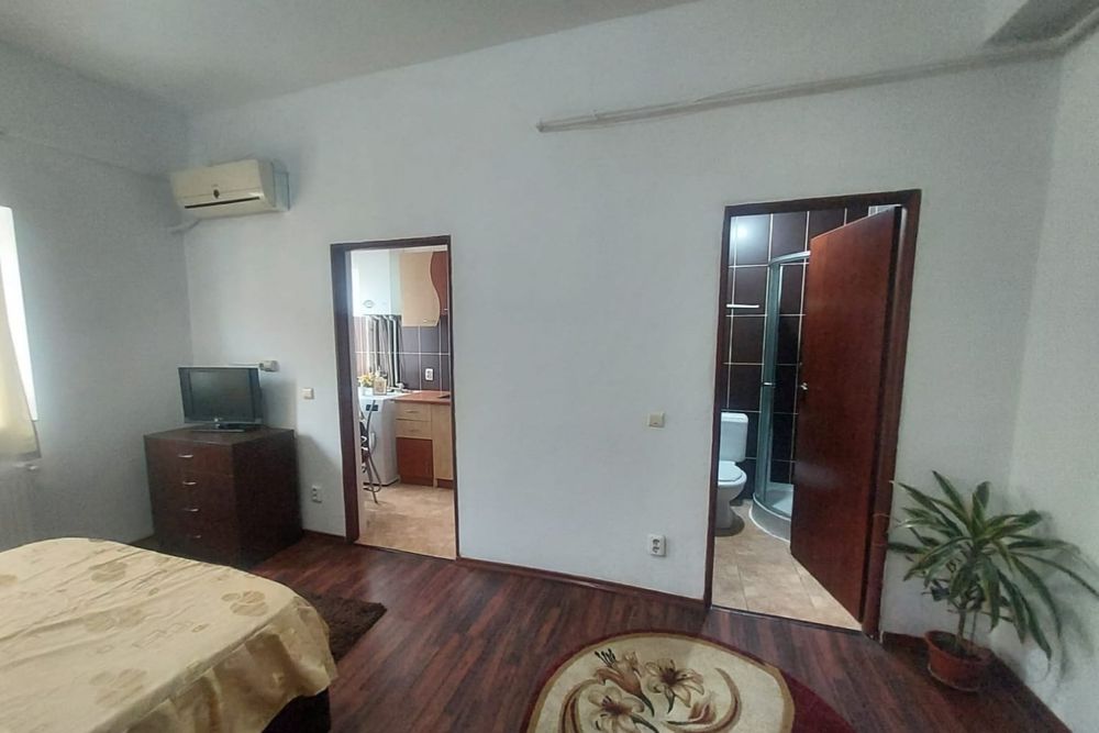 Direct propietar, închiriez garsonieră în Sector 2 , Şoseaua Fundeni