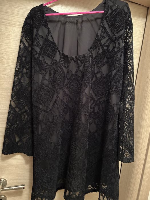 Рокля бранд - YAS