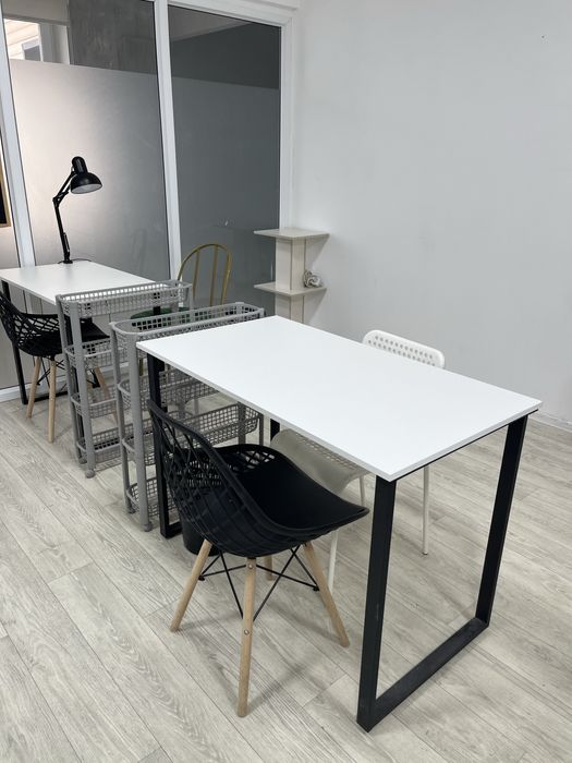 Маникюрный столик на аренду