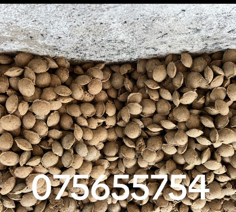 Brichete de vanzzare    6200 kcal/kg 9 ore ardere