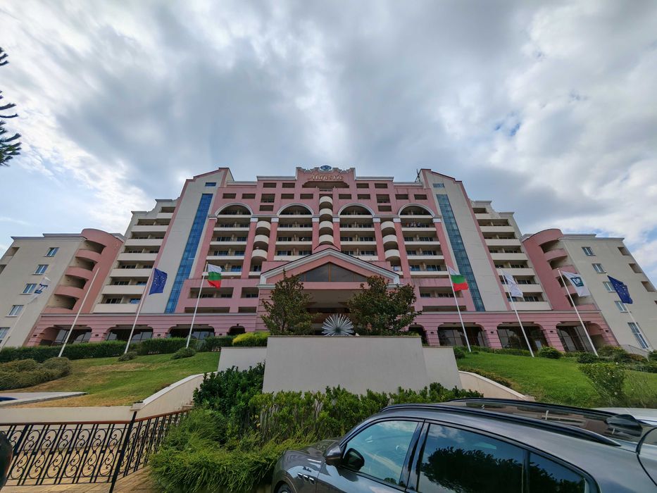 Продава се Двустаен апартамент в Свети Влас - 78 кв.м за 1052 €/кв.м - Снимка #3