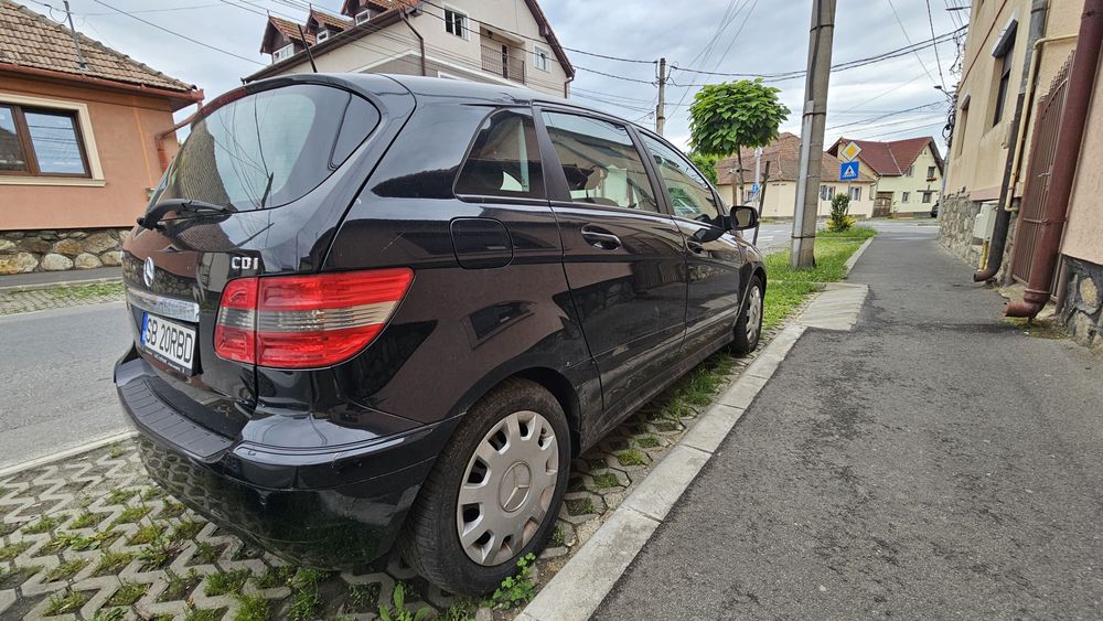 MERCEDES-BENZ B-Class 2009 — imagine 3
