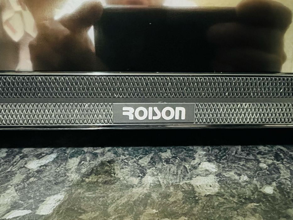 Телевизор ROISON 43