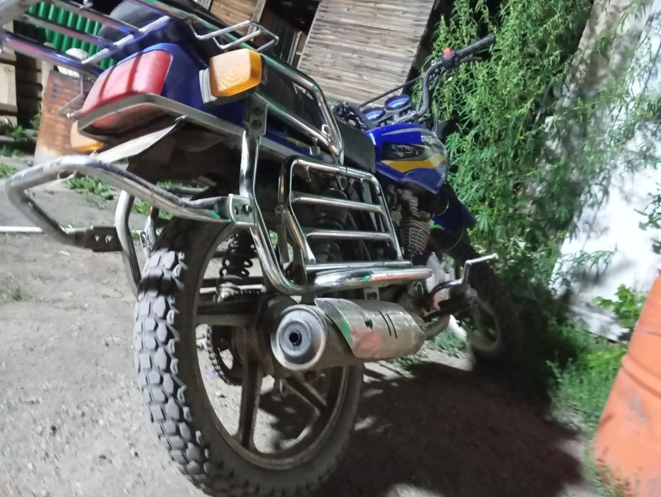 Продаю мотоцикл 200кубов