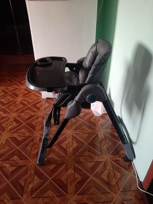 Детский стульчик для кормления