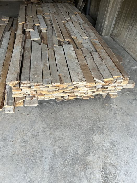 Продавам сух дървен материал