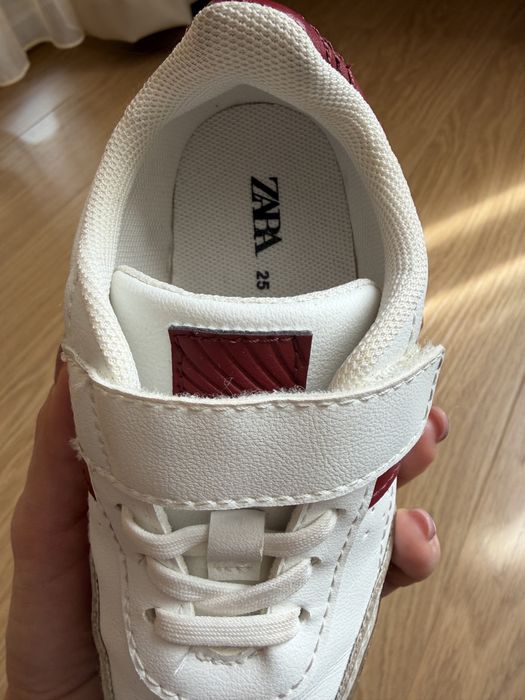 Обувки за момче Zara 25