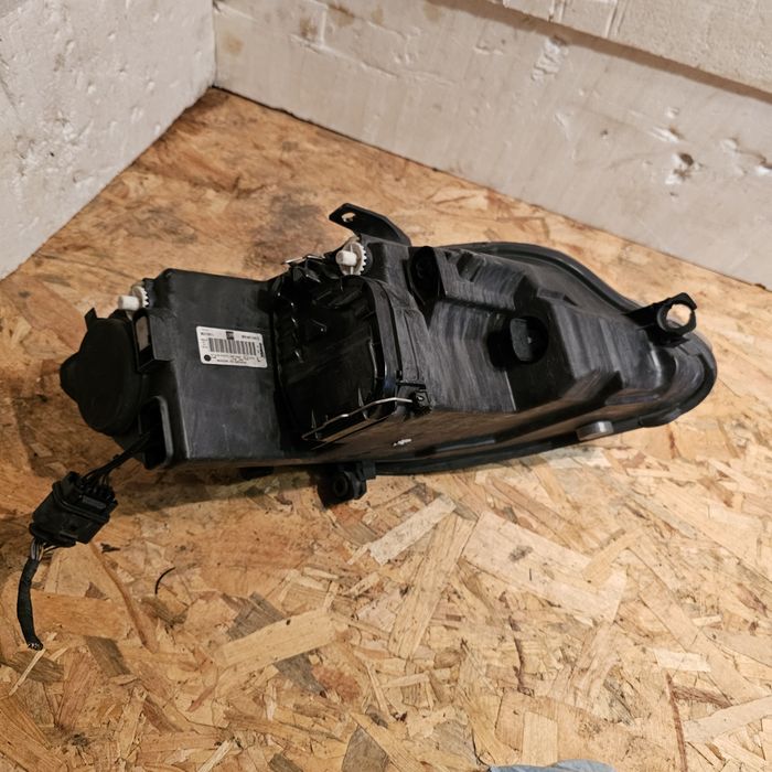 Фар за сеат алтеа хл десен